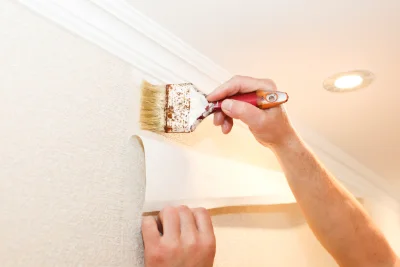 Pose de papier peint à l'Étoile — revêtements muraux et toiles de verre